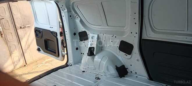 Ford Tourneo Connect 2012, 268,570 km - 1.8 л - Bakı