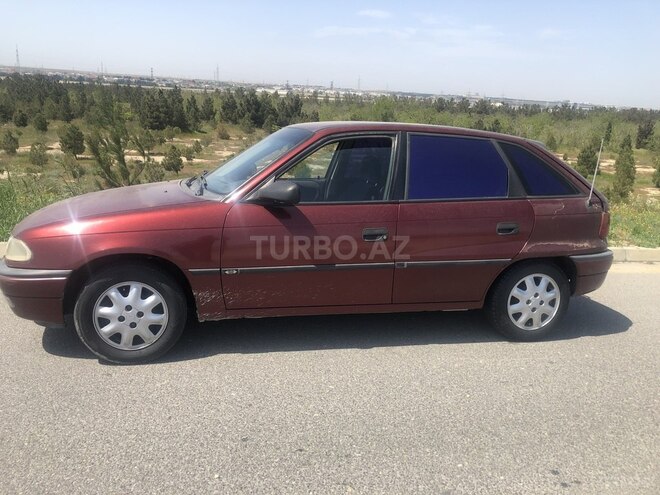 Opel Astra 1997, 248,000 km - 1.6 л - Bakı