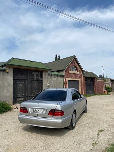 Mercedes E 220 d 1999, 567,000 km - 2.2 l - Bakı