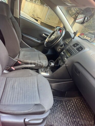 Volkswagen Polo 2010, 140,000 km - 1.4 l - Bakı