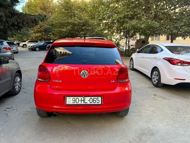 Volkswagen Polo 2010, 140,000 km - 1.4 l - Bakı