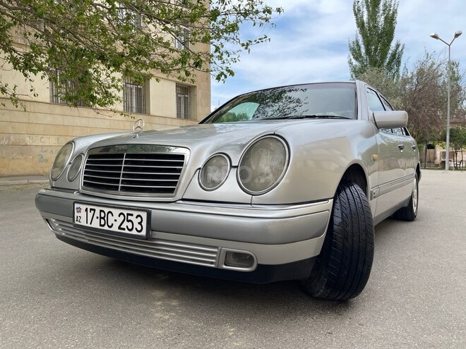 Mercedes E 230 1996, 279,650 km - 2.3 l - Bakı