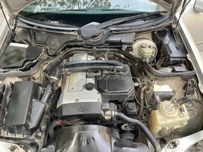 Mercedes E 230 1996, 279,650 km - 2.3 l - Bakı
