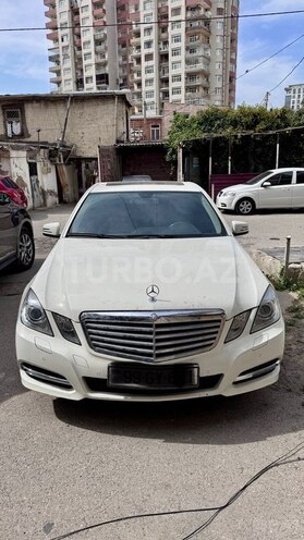 Mercedes E 350 4MATIC 2009, 187,000 km - 3.5 л - Bakı