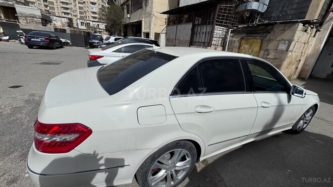 Mercedes E 350 4MATIC 2009, 187,000 km - 3.5 л - Bakı