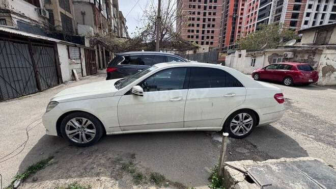 Mercedes E 350 4MATIC 2009, 187,000 km - 3.5 л - Bakı