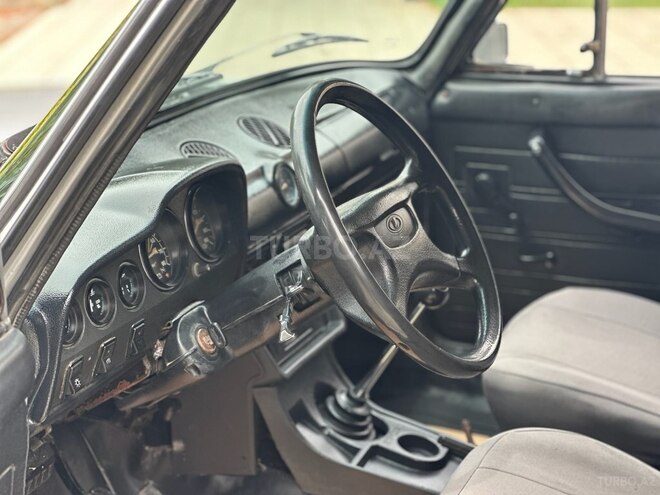 LADA (VAZ) 2106 2005, 50,000 km - 1.6 l - Salyan