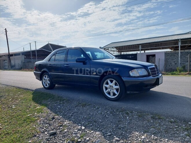 Mercedes C 240-4