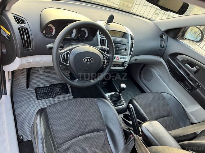 Kia Ceed 2007, 310,000 km - 1.6 л - Bakı