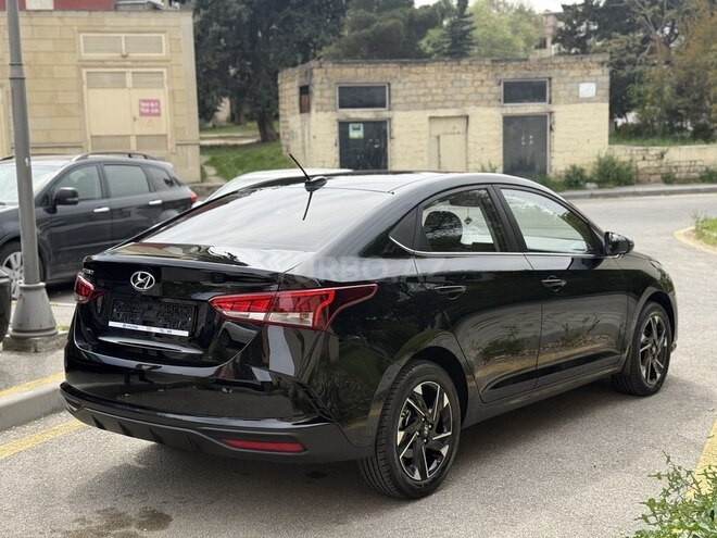 Hyundai Accent 2021, 27,700 km - 1.6 л - Bakı