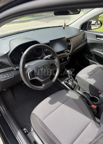 Hyundai Accent 2021, 27,700 km - 1.6 л - Bakı