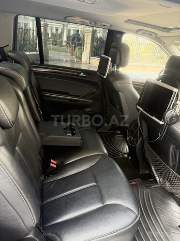 Mercedes GL 550 2009, 195,000 km - 5.5 l - Bakı