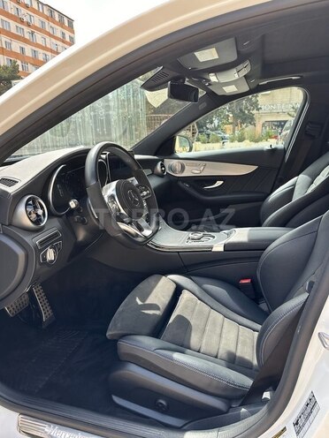 Mercedes C 300-9