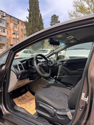 Kia Forte 2014, 297,729 km - 1.8 л - Bakı