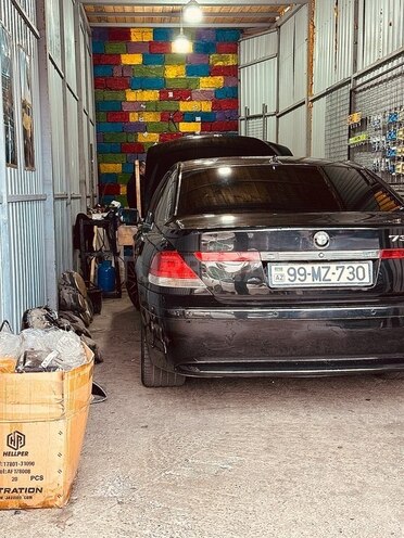 BMW 730 2004, 387,500 km - 3.0 л - Bakı