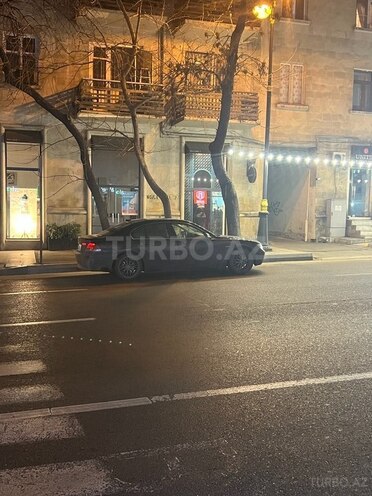 BMW 730 2004, 387,500 km - 3.0 л - Bakı