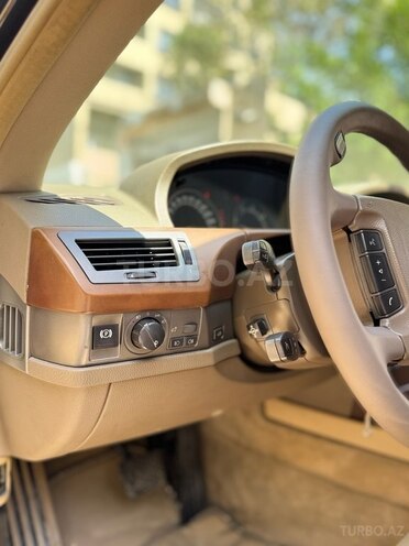 BMW 730 2004, 387,500 km - 3.0 л - Bakı