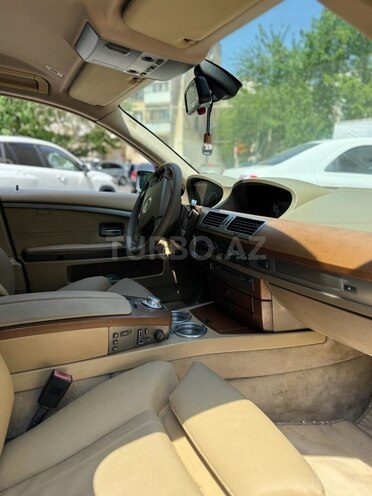 BMW 730 2004, 387,500 km - 3.0 л - Bakı
