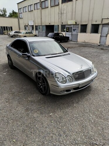 Mercedes E 240 2002, 363,100 km - 2.4 l - Bərdə