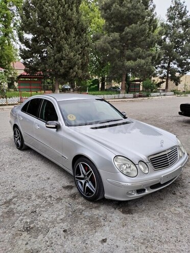 Mercedes E 240 2002, 363,100 km - 2.4 l - Bərdə
