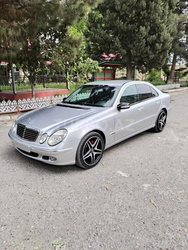 Mercedes E 240 2002, 363,100 km - 2.4 l - Bərdə