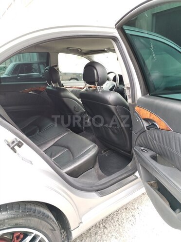Mercedes E 240 2002, 363,100 km - 2.4 l - Bərdə