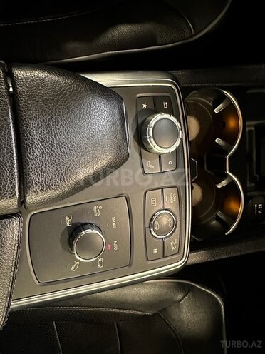 Mercedes GL 500 4MATIC-16