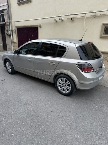 Opel Astra 2009, 340,000 km - 1.3 l - Bakı