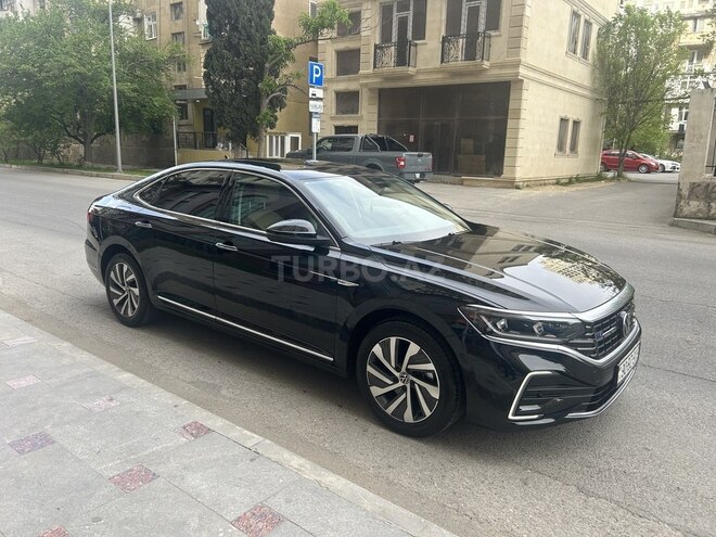 Volkswagen Passat 2022, 42,000 km - 1.4 l - Bakı
