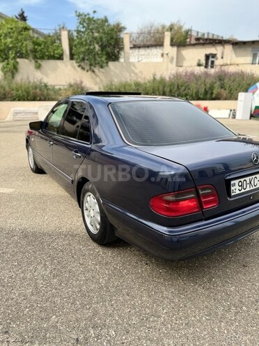 Mercedes E 240 1998, 430,000 km - 2.4 l - Bakı