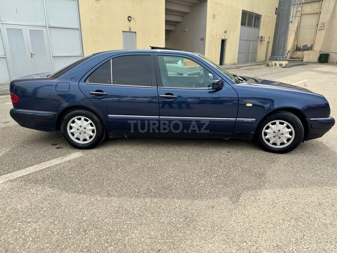 Mercedes E 240 1998, 430,000 km - 2.4 l - Bakı