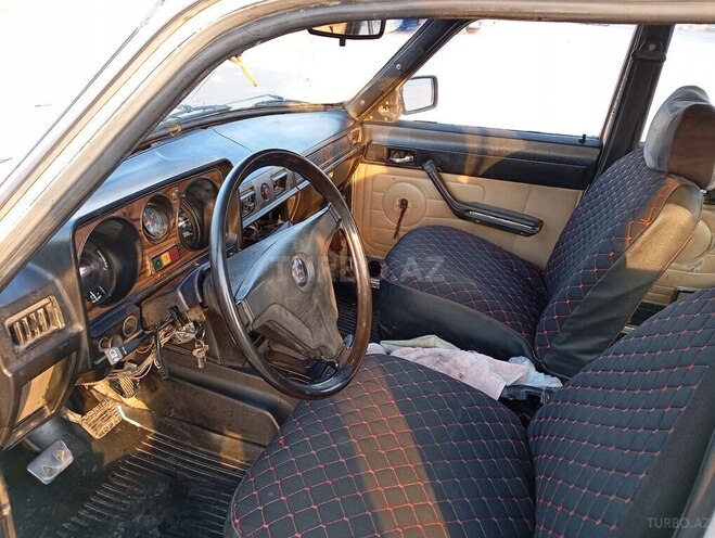 GAZ 24 1990, 100,000 km - 2.5 l - Ağsu