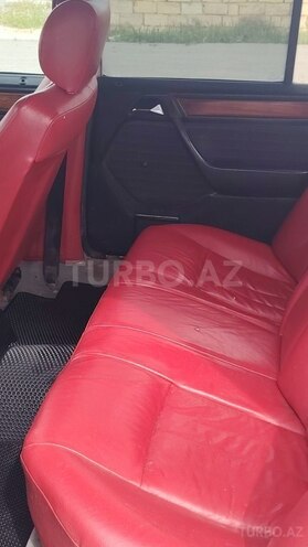 Mercedes E 200 d 1991, 241,500 km - 2.0 л - Bakı