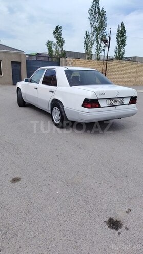 Mercedes E 200 d 1991, 241,500 km - 2.0 л - Bakı