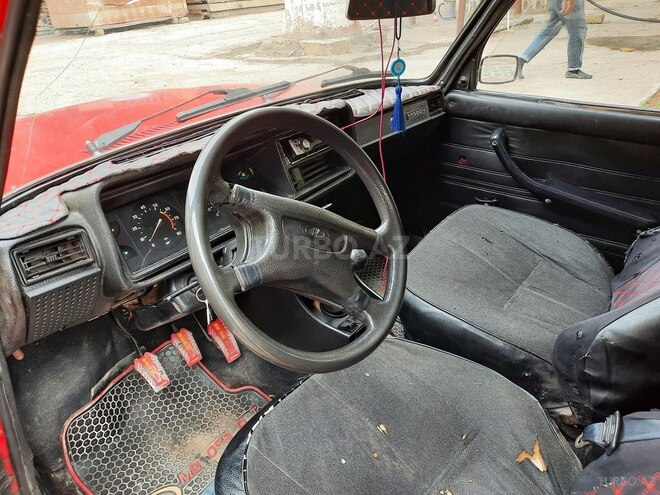 LADA (VAZ) 2107 2005, 54,376 km - 1.6 l - Salyan