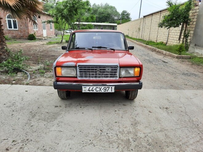 LADA (VAZ) 2107 2005, 54,376 km - 1.6 l - Salyan