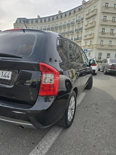 Kia Carens 2011, 283,000 km - 2.0 l - Bakı