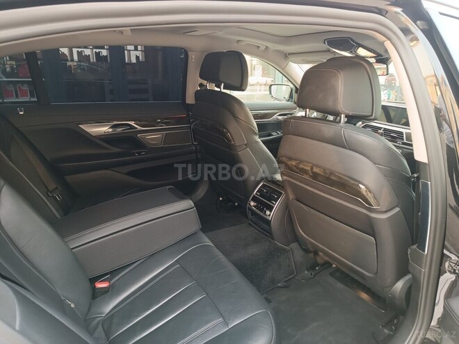 BMW 740 2019, 196,000 km - 3.0 l - Bakı