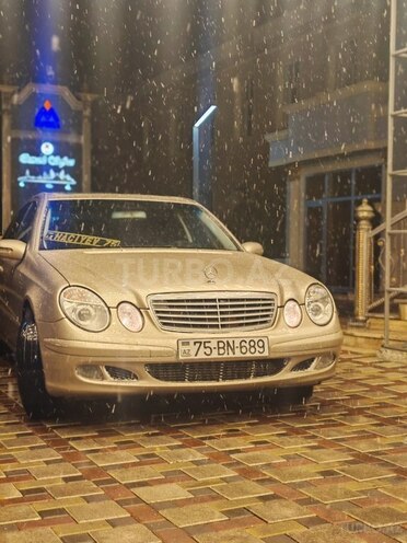 Mercedes E 220 d 2003, 555,600 km - 2.2 l - Naxçıvan