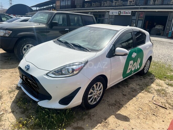 Toyota Aqua 2020, 100,000 km - 1.5 l - Bakı