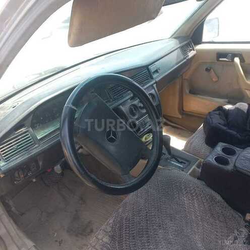 Mercedes 190 1988, 360,255 km - 2.0 l - Bakı