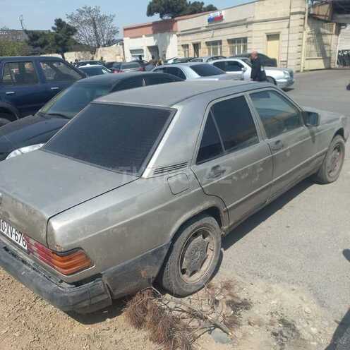 Mercedes 190 1988, 360,255 km - 2.0 l - Bakı