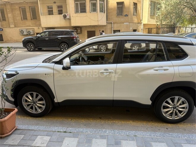 Toyota Corolla Cross 2025, 0 km - 2.0 л - Bakı
