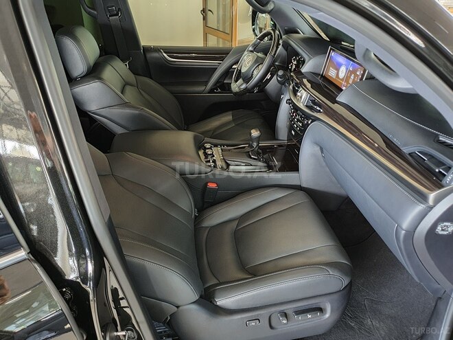 Lexus LX 570 2018, 30,000 km - 5.7 л - Bakı
