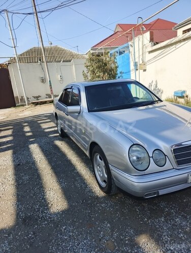 Mercedes E 240 1998, 463,000 km - 2.4 l - Bakı