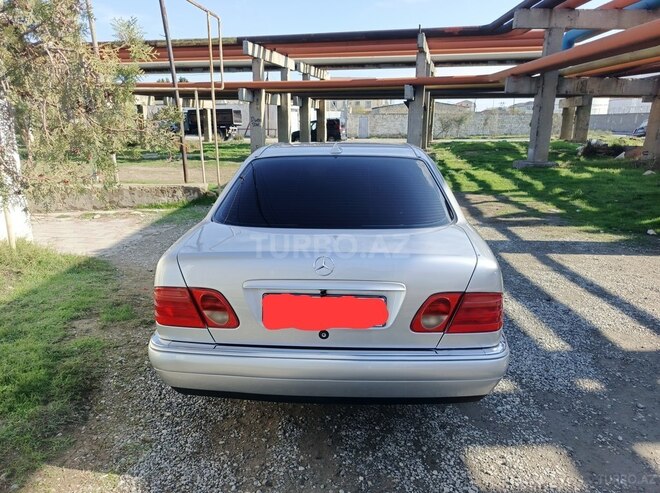 Mercedes E 240 1998, 463,000 km - 2.4 l - Bakı