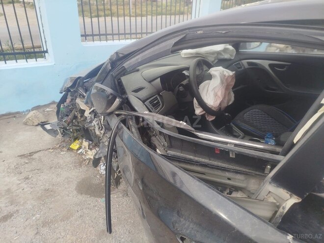 Hyundai Elantra 2014, 200,000 km - 1.8 l - Bakı