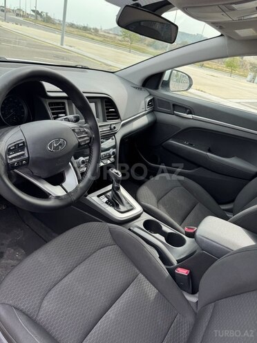 Hyundai Elantra 2019, 75,606 km - 2.0 l - Bakı
