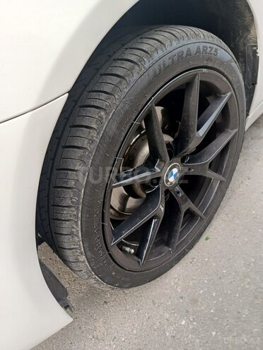 BMW 528 2015, 286,000 km - 2.0 l - Bakı