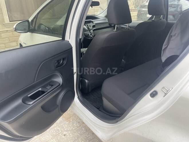Toyota Aqua 2019, 87,000 km - 1.5 l - Bakı